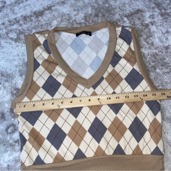 💋Bundle 4 items for $20. Add items💋 to a bundle - Picture 6 of 9